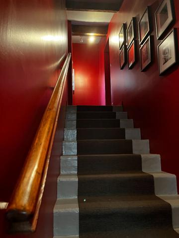 PETITE PROPRIETE ATYPIQUE AVEC CHAPELLE - PISCINE