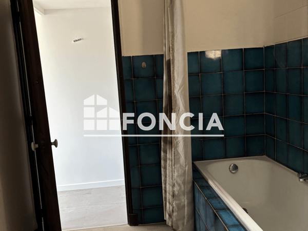 Location Studio 45.48 m² - 21 BIS AVENUE JEAN GIONO Manosque 04100