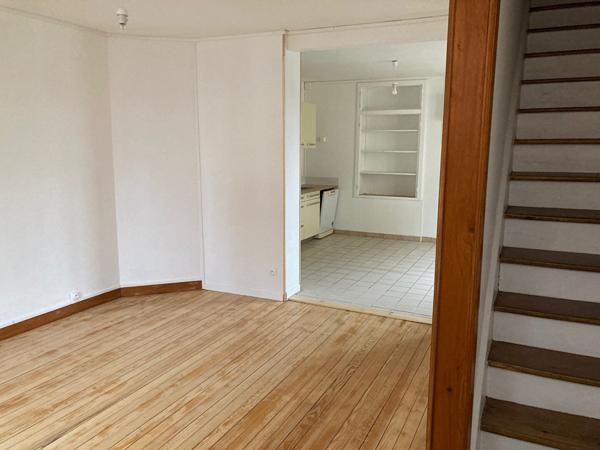 DOMBASLE-SUR-MEURTHE - Maison 4 pièces 88.28 m² + Cour + Garage