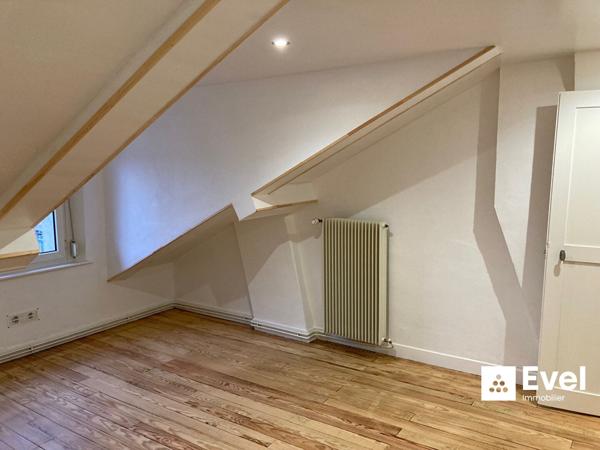 DOMBASLE-SUR-MEURTHE - Maison 4 pièces 88.28 m² + Cour + Garage