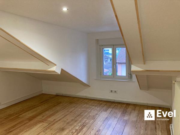 DOMBASLE-SUR-MEURTHE - Maison 4 pièces 88.28 m² + Cour + Garage