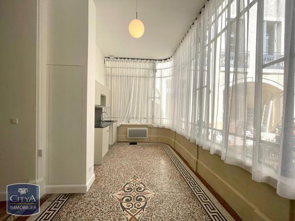 Appartement à louer 3 pièces 78.5m²