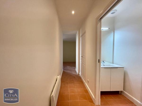 Appartement à louer 3 pièces 78.5m²