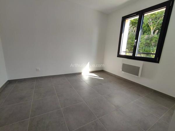 Location Appartement 4 pièces 88 m2 à Pierrevert