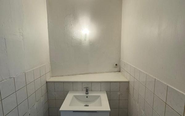 Appartement à vendre    2 pièces • 57,60 m2 La Courneuve