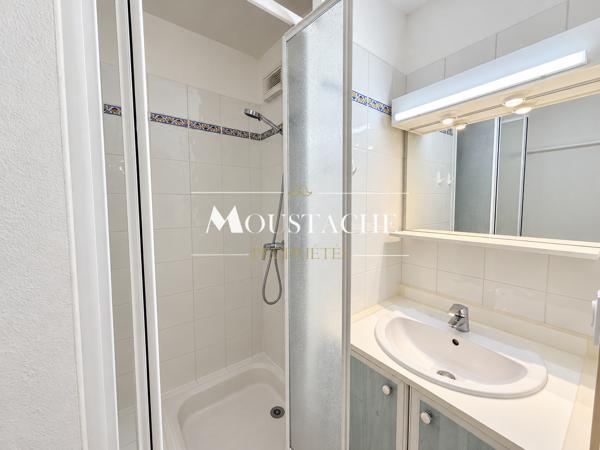 APPARTEMENT DE STANDING AVEC PISCINE - 150M PLAGE DE ROYAN PONTAILLAC -