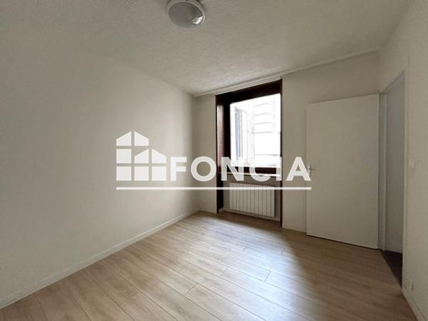 Location Appartement 3 pièces 62.96 m² - 10 RUE BELLECORDIERE Lyon 69002