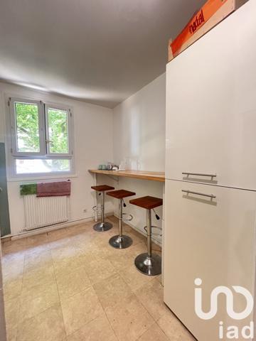 Appartement à vendre 3 pièces 55 m² Sainte-Geneviève-des-Bois