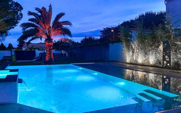 Maison à vendre    6 pièces • 185 m2 Saint-Sulpice-de-Royan