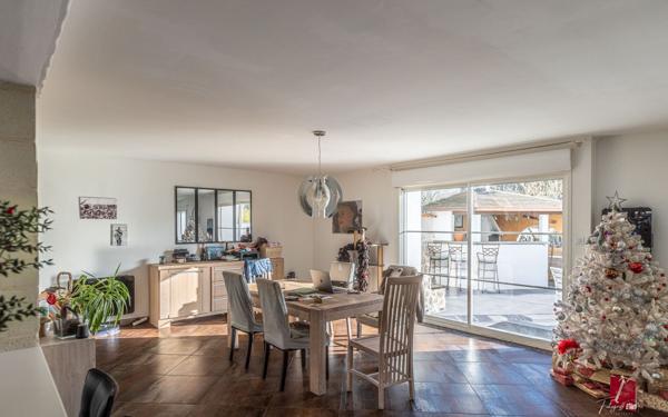 Maison à vendre    6 pièces • 185 m2 Saint-Sulpice-de-Royan