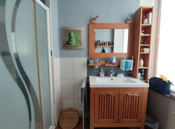 Belle demeure de 446 m² hab datant du 13ème et 17ème siécle avec nombreuses dépendances
