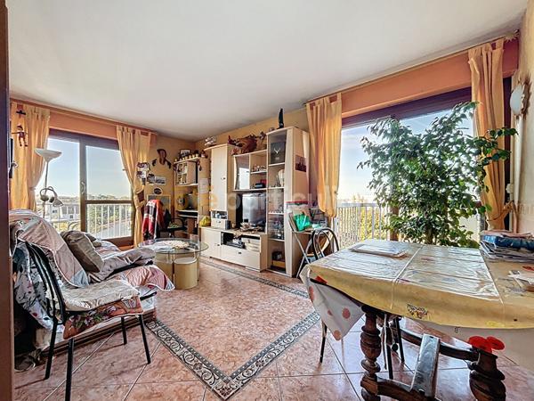 Vente Appartement41,46 m² - 2 Pièces - SAINT MAUR DES FOSSES (94100)