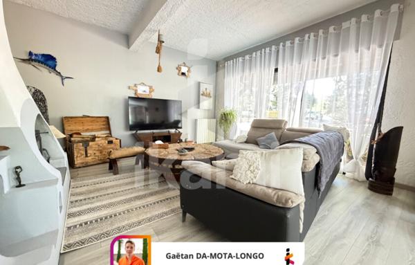 Maison avec studio et grand hangar   Plein centre de Salles