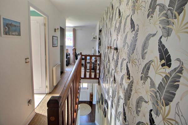 Maison 120 m² proche toutes commodités €479 000 ** - Référence 1037