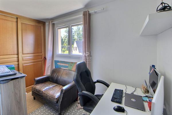 Maison 120 m² proche toutes commodités €479 000 ** - Référence 1037