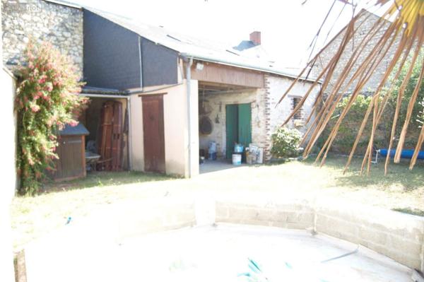 Maison à vendre à Le Lude dans la Sarthe (72800), ref : 131969