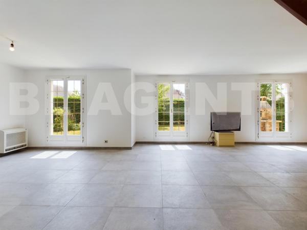 MAISON FAMILLIALE 6 PIECES 4 CHAMBRES