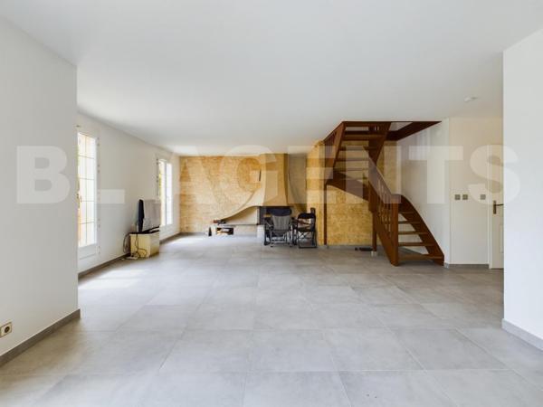 MAISON FAMILLIALE 6 PIECES 4 CHAMBRES