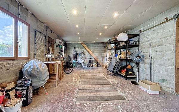 Maison à vendre    6 pièces •  Avilly-Saint-Léonard