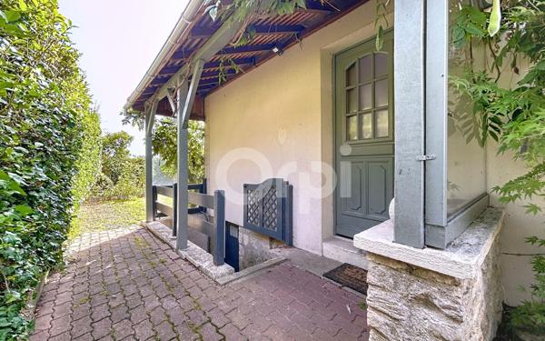 Maison à vendre    6 pièces •  Avilly-Saint-Léonard