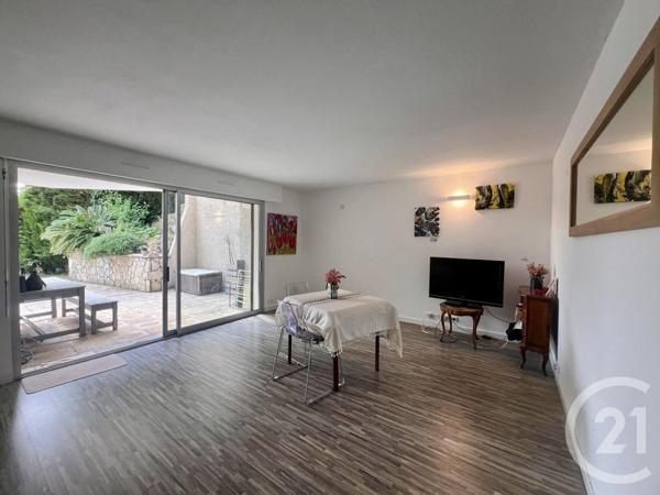 Appartement F3 à vendre  3 pièces - 75,90 m2 VENCE - 06