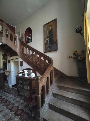 MANOIR DU 19°SIECLE DANS UN ECRIN DE VERDURE