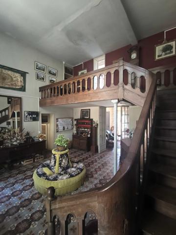 MANOIR DU 19°SIECLE DANS UN ECRIN DE VERDURE