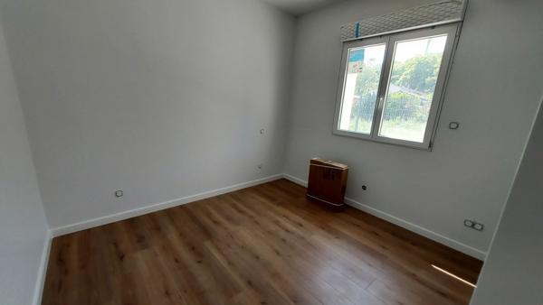 CINTEGABELLE-Appartement T4 74 m² Cintegabelle (31550)