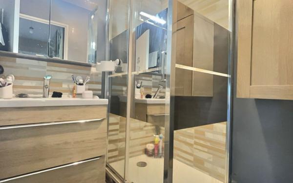 Appartement à vendre    3 pièces •  Villabé