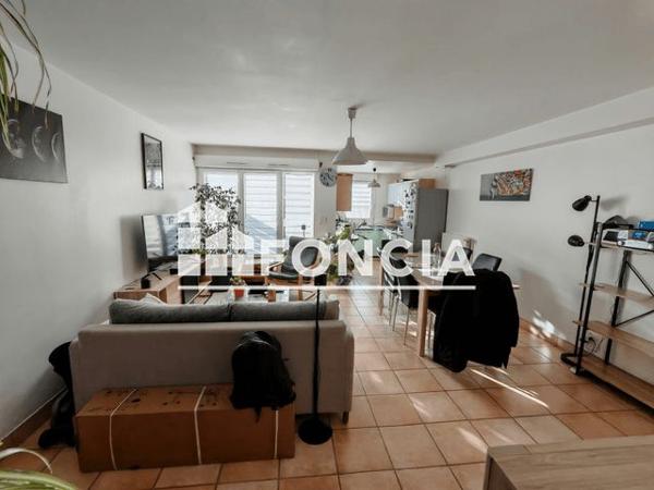 Location Appartement 3 pièces 66.64 m² - 4A-4B RUE DE LA REPUBLIQUE Mainvilliers 28300