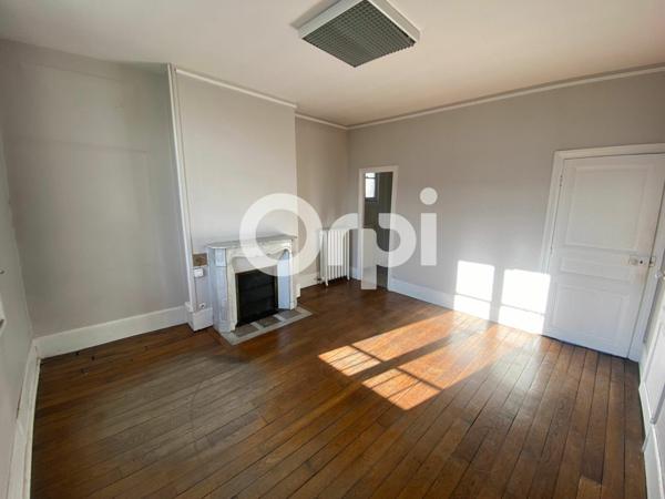 Maison à vendre    8 pièces • 230 m2 Senlis