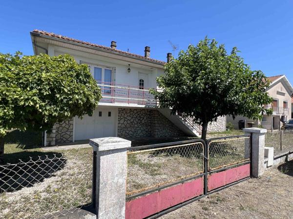MAISON AVEC TERRAIN ATTENANT