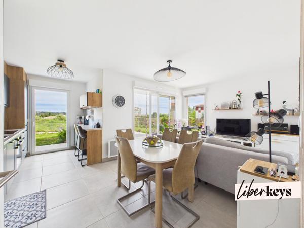 Exclusivité - Appartement de 3 pièces en rez-de-jardin à Fréjus dans une résidence sécurisée
