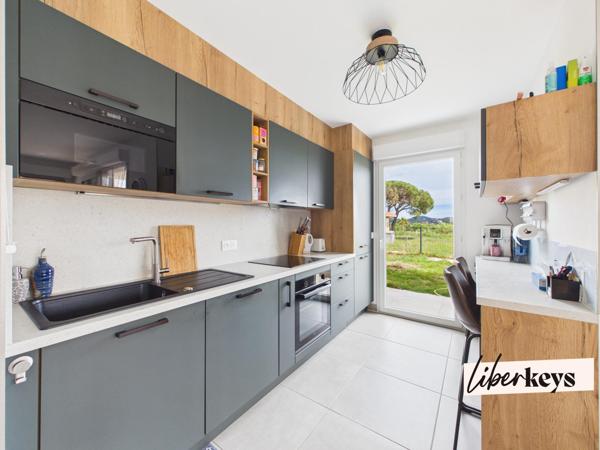 Exclusivité - Appartement de 3 pièces en rez-de-jardin à Fréjus dans une résidence sécurisée