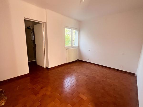 Maisonnette en campagne - Eguilles - 55m²