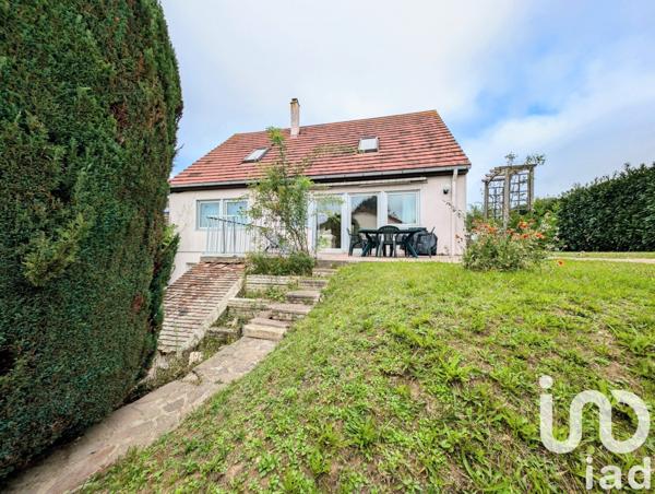 Pavillon 6 pièces de 150 m² à Orgeval (78630)