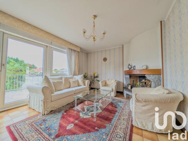 Pavillon 6 pièces de 150 m² à Orgeval (78630)