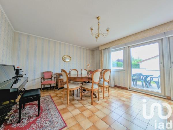 Pavillon 6 pièces de 150 m² à Orgeval (78630)