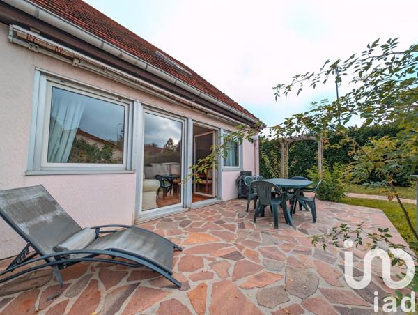 Pavillon 6 pièces de 150 m² à Orgeval (78630)