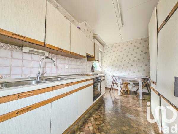 Pavillon 6 pièces de 150 m² à Orgeval (78630)