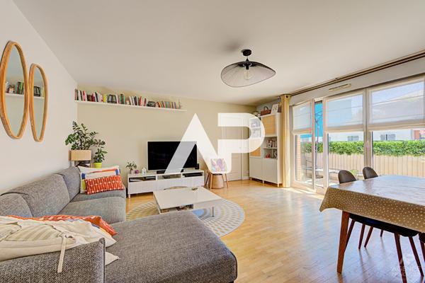 Appartement Rueil Malmaison 4 pièce(s) 86 m2 595 000 € **  - Référence  19929