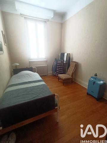 Maison à vendre 6 pièces 146,75 m² Vichy