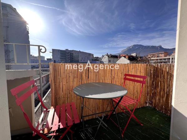 Appartement à GRENOBLE, 38000 - 2 pièces 43m²