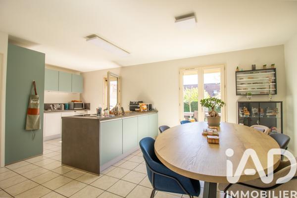 Maison à vendre 7 pièces 111 m² Issou