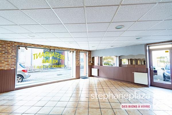 Local commercial 1 pièce 71.23 m2