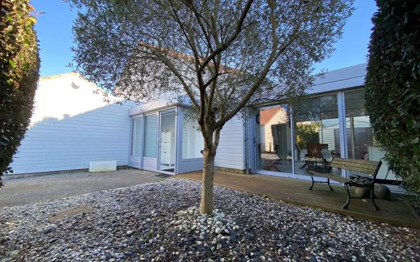 Maison à vendre    4 pièces •  Les Mathes