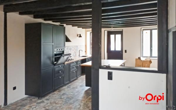 Maison à vendre    2 pièces •  Archignat
