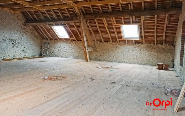 Maison à vendre    2 pièces •  Archignat