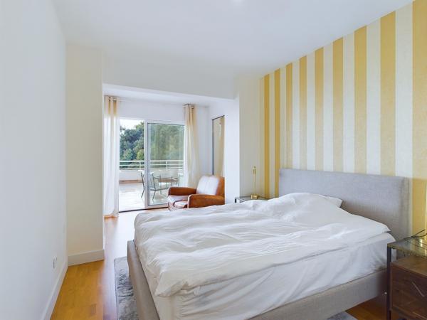 Appartement 3 pièces - 105 m² Bien prestige