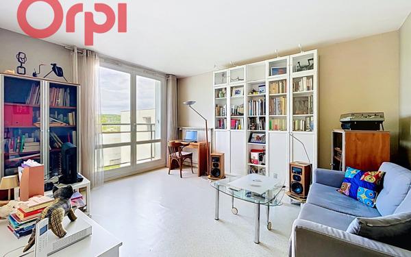 Appartement à vendre    3 pièces • 65 m2 Yerres